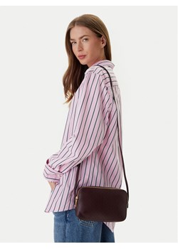 Calvin Klein Torebka Emblem Aop Elongated Camera Bag LV04F3268G Bordowy ze sklepu MODIVO w kategorii Listonoszki - zdjęcie 188644314