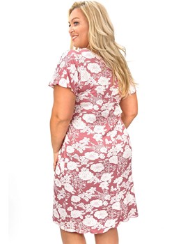 Koszula nocna damska w kwiaty plus size Tina, Kolor koralowy-wzór, Rozmiar 3XL, Donna ze sklepu Primodo w kategorii Koszule nocne - zdjęcie 188644710