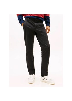 Tommy Jeans Spodnie chino Scanton | Slim Fit ze sklepu Gomez Fashion Store w kategorii Spodnie męskie - zdjęcie 188652653
