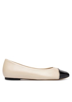 Baleriny Caprice 9-22107-46 Beżowy ze sklepu eobuwie.pl w kategorii Balerinki - zdjęcie 188652693