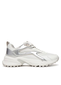 Sneakersy Calvin Klein Hike Run Ckstripe Mesh Met HW0HW03140 Biały ze sklepu eobuwie.pl w kategorii Buty sportowe damskie - zdjęcie 188652822