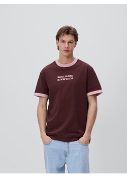 Reserved - T-shirt regular z nadrukiem - brązowy ze sklepu Reserved w kategorii T-shirty męskie - zdjęcie 188656043