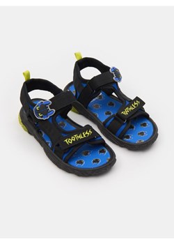 Sinsay - Sandały ze świecącą podeszwą Led How to train your dragon - czarny ze sklepu Sinsay w kategorii Sandały dziecięce - zdjęcie 188656462