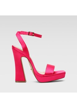 Sandały DeeZee LS5878-01 ze sklepu ccc.eu w kategorii Sandały damskie - zdjęcie 188667360