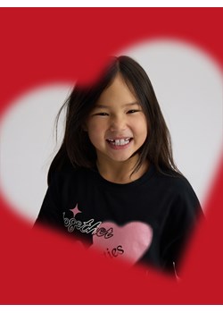 Reserved - T-shirt z nadrukiem - czarny ze sklepu Reserved w kategorii Bluzki dziewczęce - zdjęcie 188667493