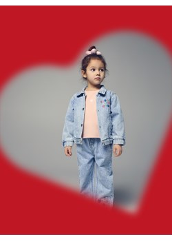 Reserved - Jeansowa kurtka z haftem - niebieski ze sklepu Reserved w kategorii Kurtki dziewczęce - zdjęcie 188667682