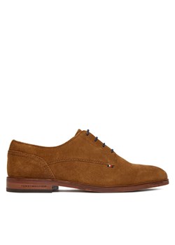 Półbuty Tommy Hilfiger Hilfiger Suede Dress Shoe FM0FM05776 Brązowy ze sklepu eobuwie.pl w kategorii Półbuty męskie - zdjęcie 188676111