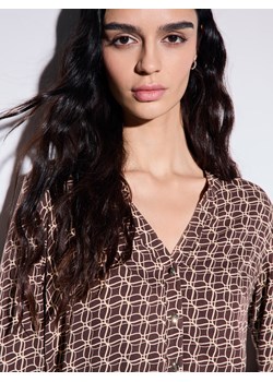 Mohito - Brązowa bluzka z wiskozy - ciemnobrązowy ze sklepu Mohito w kategorii Bluzki damskie - zdjęcie 188678441