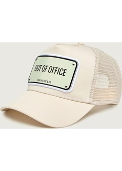 John Hatter Bejsbolówka OUT OF OFFICE ze sklepu Gomez Fashion Store w kategorii Czapki z daszkiem męskie - zdjęcie 188680884