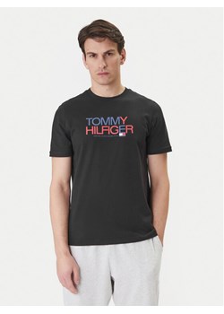 Tommy Hilfiger T-Shirt Brand Love Big Text MW0MW42369 Czarny Regular Fit ze sklepu MODIVO w kategorii T-shirty męskie - zdjęcie 188681121