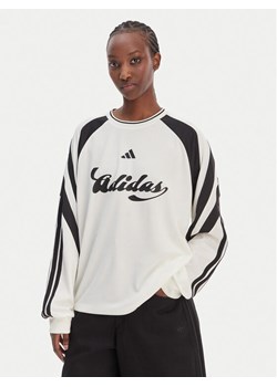 adidas Bluzka House Of Tiro KC4007 Biały Loose Fit ze sklepu MODIVO w kategorii Bluzki damskie - zdjęcie 188681224