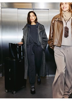 Reserved - Dresowe joggery - ciemnoszary ze sklepu Reserved w kategorii Spodnie damskie - zdjęcie 188686084