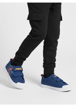 Sinsay - Trampki ze skórzaną wkładką z certyfikatem "ZDROWA STOPA" Spider-Man - granatowy ze sklepu Sinsay w kategorii Trampki dziecięce - zdjęcie 188686280