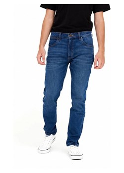 Wrangler Dżinsy - Regular fit - w kolorze niebieskim ze sklepu Limango Polska w kategorii Jeansy męskie - zdjęcie 188686504