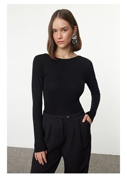 trendyol Koszulka w kolorze czarnym ze sklepu Limango Polska w kategorii Bluzki damskie - zdjęcie 188690700