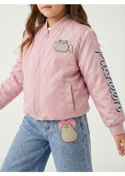 Sinsay - Kurtka bomberka z nadrukiem na plecach Pusheen the Cat - różowy ze sklepu Sinsay w kategorii Kurtki dziewczęce - zdjęcie 188696560