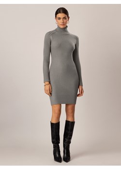 APART Sukienka dzianinowa w kolorze szarym ze sklepu Limango Polska w kategorii Sukienki - zdjęcie 188700020