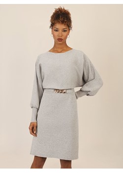 APART Sukienka dzianinowa w kolorze jasnoszarym ze sklepu Limango Polska w kategorii Sukienki - zdjęcie 188700064