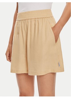 Hugo Szorty materiałowe Hamanna-1 50512875 Beżowy Regular Fit ze sklepu MODIVO w kategorii Szorty - zdjęcie 188708892