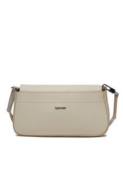 Calvin Klein Torebka Business Shoulder Bag_Saffiano K60K611680 Écru ze sklepu MODIVO w kategorii Listonoszki - zdjęcie 188717504