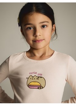 Reserved - Koszulka z aplikacją Pusheen - pastelowy róż ze sklepu Reserved w kategorii Bluzki dziewczęce - zdjęcie 188720342