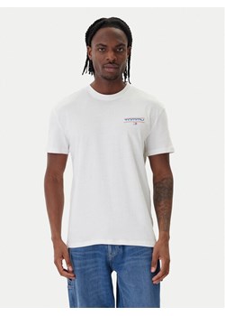 Tommy Jeans T-Shirt Poster DM0DM22541 Biały Regular Fit ze sklepu MODIVO w kategorii T-shirty męskie - zdjęcie 188745051