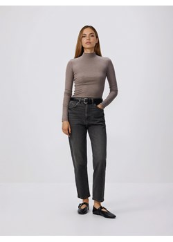 Reserved - Jeansy mom fit - szary ze sklepu Reserved w kategorii Jeansy damskie - zdjęcie 188746550