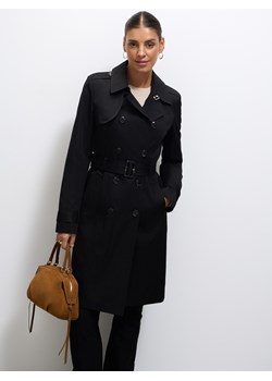 Mohito - Czarny trencz z paskiem - czarny ze sklepu Mohito w kategorii Płaszcze damskie - zdjęcie 188749233