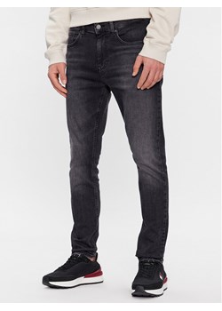 Tommy Jeans Jeansy Scanton DM0DM18152 Czarny Slim Fit ze sklepu MODIVO w kategorii Jeansy męskie - zdjęcie 188751101