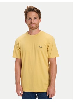 Quiksilver T-Shirt EQYZT07711 Beżowy Regular Fit ze sklepu MODIVO w kategorii T-shirty męskie - zdjęcie 188753720