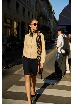 Spódnica jeansowa granatowa ze sklepu Moodo.pl w kategorii Spódnice - zdjęcie 188759522