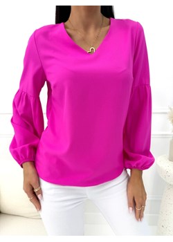 Fuksjowa Elegancka Bluzka z Dekoltem V ze sklepu ModnaKiecka.pl w kategorii Bluzki damskie - zdjęcie 188760101