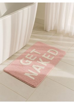 Sinsay - Dywanik łazienkowy z napisem GET NAKED - różowy ze sklepu Sinsay w kategorii Dywaniki łazienkowe - zdjęcie 188762210