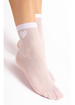 Fiore cienkie skarpetki damskie serce białe CUPIDO 20 DEN, Kolor biały, Rozmiar uniwersalny, Fiore ze sklepu Primodo w kategorii Skarpetki damskie - zdjęcie 188768892