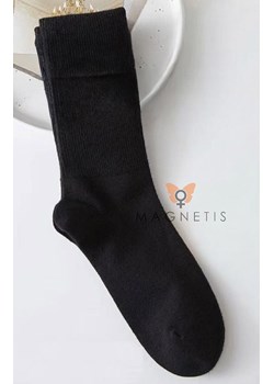 Czarne skarpety damskie prążek QR5005, Kolor czarny, Rozmiar uniwersalny, Magnetis ze sklepu Primodo w kategorii Skarpetki damskie - zdjęcie 188774742