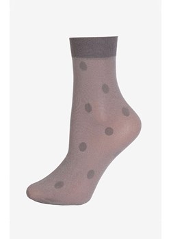 Marilyn szare skarpetki w grochy Shine Dots, Kolor szary, Rozmiar uniwersalny, Marilyn ze sklepu Primodo w kategorii Skarpetki damskie - zdjęcie 188775504