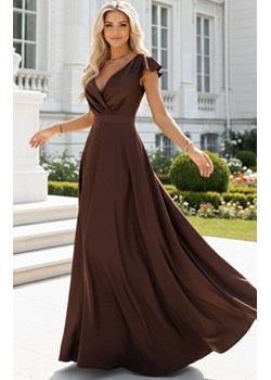 Satynowa długa suknia z dekoltem czekoladowa 411-15 CRYSTAL, Kolor czekoladowy, Rozmiar L, Numoco ze sklepu Primodo w kategorii Sukienki - zdjęcie 188779553