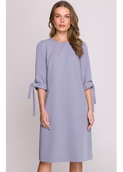 Sukienka z wiązanymi rękawami w kolorze gołębim S393, Kolor gołębi, Rozmiar L, Stylove ze sklepu Primodo w kategorii Sukienki - zdjęcie 188783064