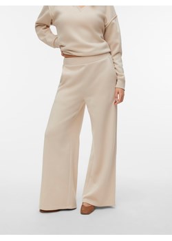 Vero Moda Spodnie dresowe w kolorze kremowym ze sklepu Limango Polska w kategorii Spodnie damskie - zdjęcie 188791082