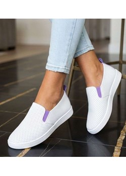 Biało fioletowe damskie tenisówki slip on /G7-2 17939 G137 +L3-2/ ze sklepu Pantofelek24.pl w kategorii Trampki damskie - zdjęcie 188806472