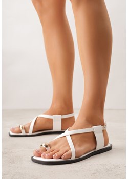 Białe Sandały Typu Japonki Ozdobione Metaliczną Aplikacją Grynyra ze sklepu renee.pl w kategorii Sandały damskie - zdjęcie 188809833