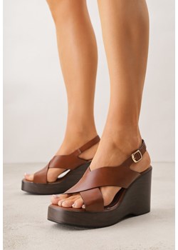 Jasnobrązowe Sandały na Platformie i Koturnie z Geometryczną Cholewką Adrasithise ze sklepu renee.pl w kategorii Sandały damskie - zdjęcie 188810574