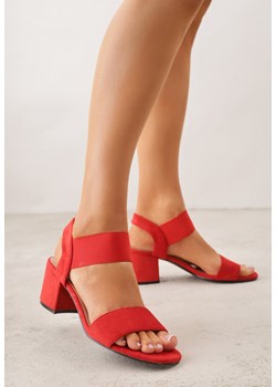 Czerwone Sandały na Kwadratowym Słupku z Imitacji Zamszu Claudie ze sklepu renee.pl w kategorii Sandały damskie - zdjęcie 188811294
