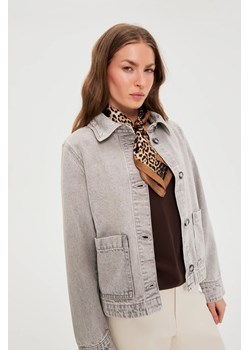 Apaszka w panterkę brązowa ze sklepu Moodo.pl w kategorii Szaliki i chusty damskie - zdjęcie 188822424