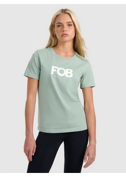 Damski t-shirt z nadrukiem 4F 4FWAW25TTSHF3117 - zielony ze sklepu Sportstylestory.com w kategorii Bluzki damskie - zdjęcie 188822481