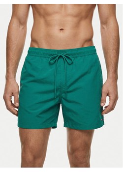 Tommy Hilfiger Szorty kąpielowe UM0UM03477 Zielony Regular Fit ze sklepu MODIVO w kategorii Kąpielówki - zdjęcie 188828221
