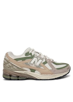 Sneakersy New Balance M1906NE Beżowy ze sklepu eobuwie.pl w kategorii Buty sportowe męskie - zdjęcie 188829261