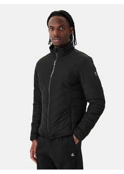 EA7 Emporio Armani Kurtka puchowa 8NPB14 PNE1Z 1200 Czarny Regular Fit ze sklepu MODIVO w kategorii Kurtki męskie - zdjęcie 188833142