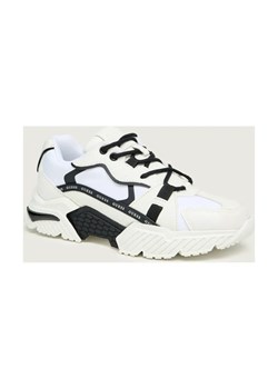 Guess Sneakersy CARRLI6 ze sklepu Gomez Fashion Store w kategorii Buty sportowe damskie - zdjęcie 188837142