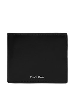 Portfel Calvin Klein Raised Ew Bill Fold W/ Coin LV04D1163G Czarny ze sklepu eobuwie.pl w kategorii Portfele męskie - zdjęcie 188838131